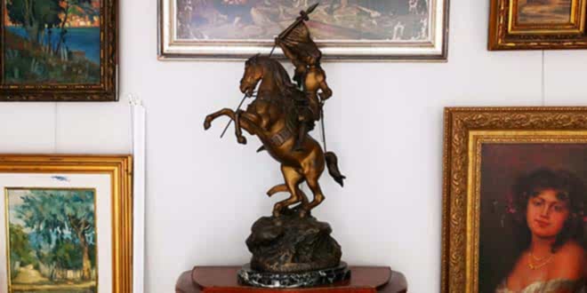 bronz heykel